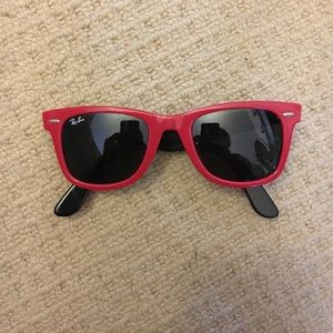 Rayban Wayfarer Red