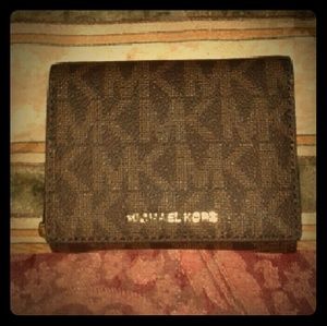 Michael Kors wallet's
