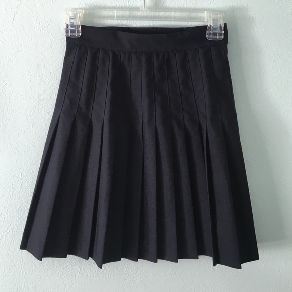 American Apparel high waisted pleated tennis skirt - Picture 2 of 4