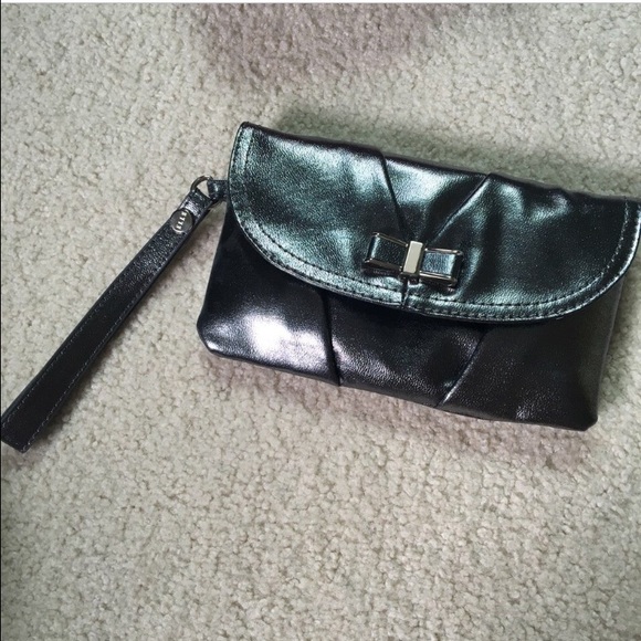 Silver Elle wristlet