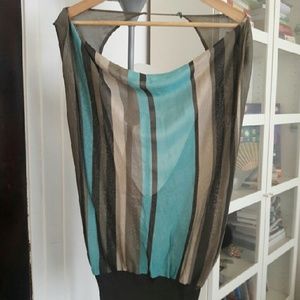 Back less halter top