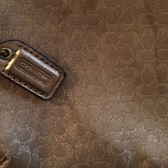 Authentic Coach wristlet - Picture 2 of 3