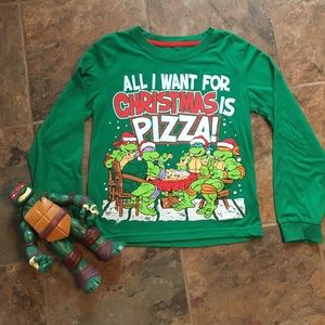 TMNT Christmas boys size 7 long sleeves tee