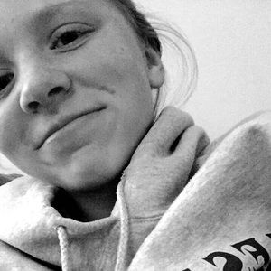 Meet your Posher, Elle