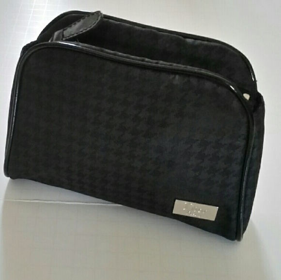 Dior Handbags - DIOR BEAUTY SMALL COSMETIC BAG Dior Handbags - DIOR BEAUTY SMALL COSMETIC BAG