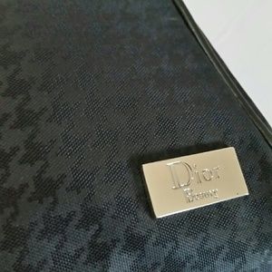 Dior Bags - DIOR BEAUTY SMALL COSMETIC BAG Dior Bags - DIOR BEAUTY SMALL COSMETIC BAG