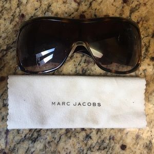 Marc Jacobs Oversized Sunglasses