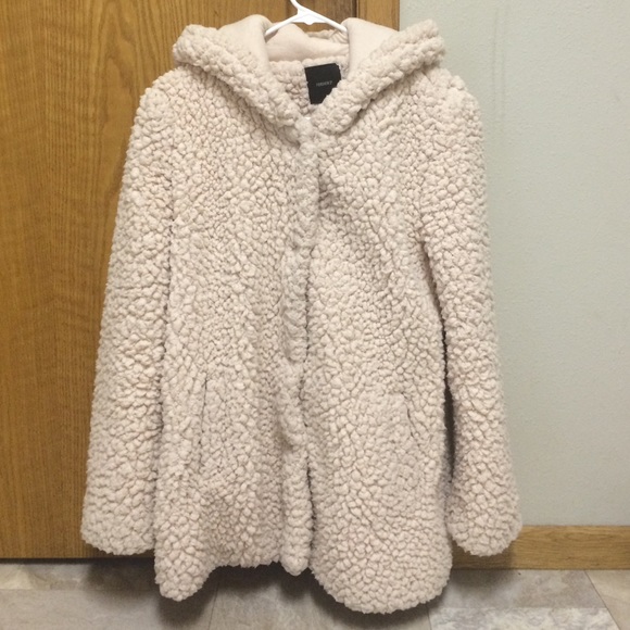 Forever 21 Jackets & Blazers - Fluffy comfy white coat