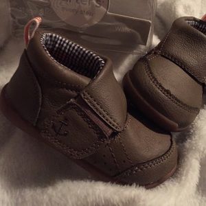 NEW Carters brown walking shoes.