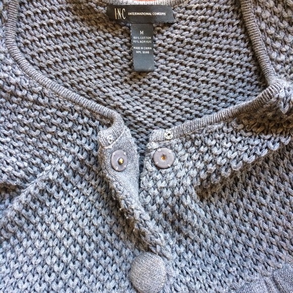 🌸Gray sweater🌸 - Picture 3 of 4