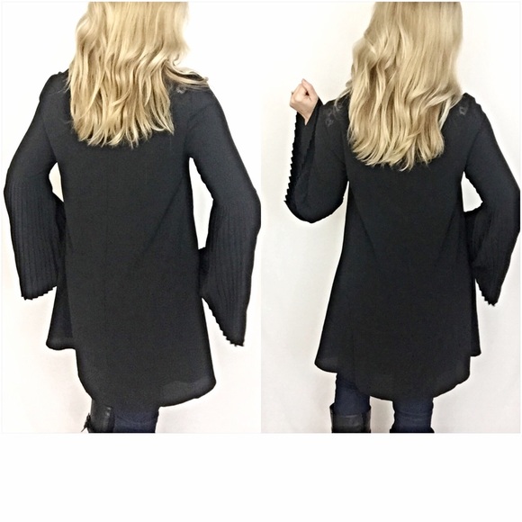 Stunning LBD Tunic Bell Sleeve Lined Slip Dress SM - Picture 2 of 4