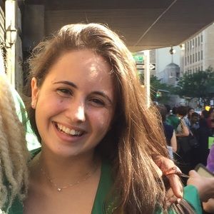 Meet your Posher, Isabel