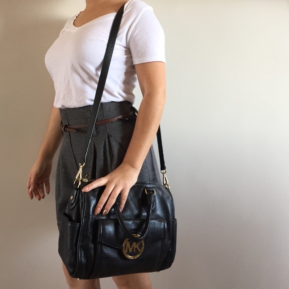 ❌❌SOLD❌❌Michael Kors Margo Satchel - Picture 4 of 4