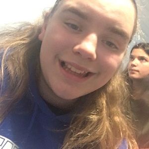 Meet your Posher, Mikayla