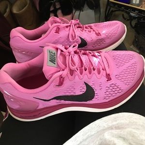 Nike Lunarglide shoes