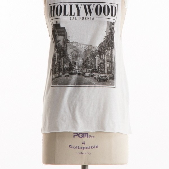 Muscle tee t-shirt tank top
