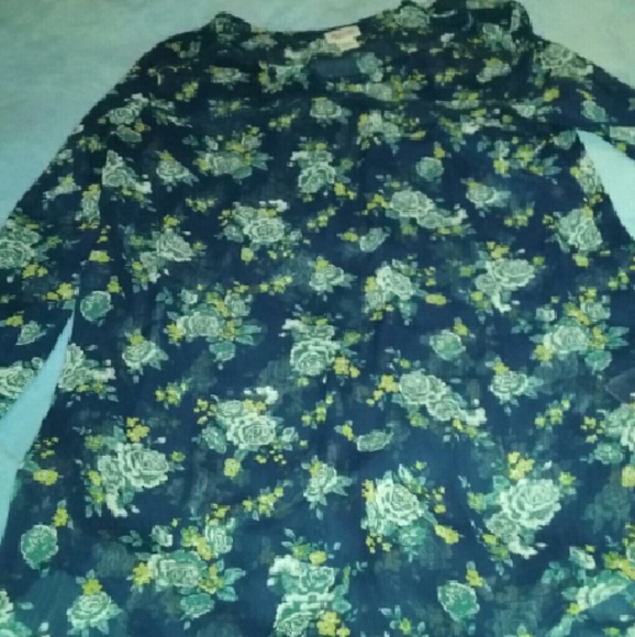 Long sleeve blouse