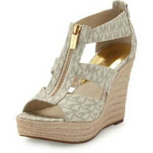MICHAEL Michael Kors Damita Sandal