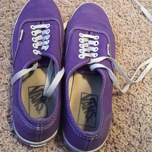 Purple vans low rise shoes