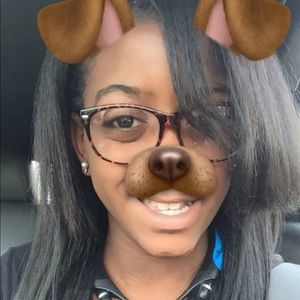 Meet your Posher, Crystal