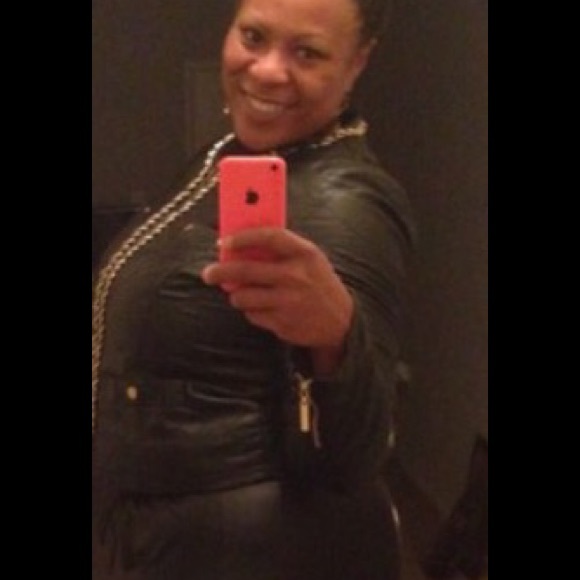 🚫SOLD🚫Leather Jacket - Picture 4 of 4