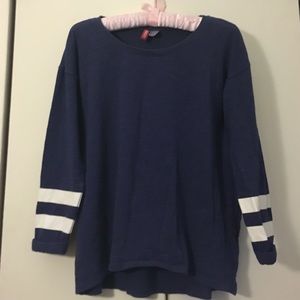 Sporty blue long sleeve tee