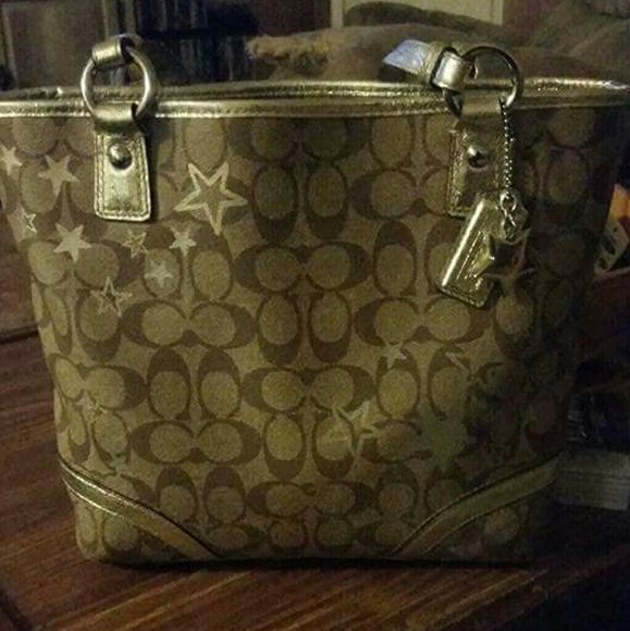 Coach purse - Picture 1 of 4