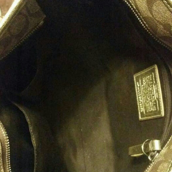 Coach purse - Picture 2 of 4