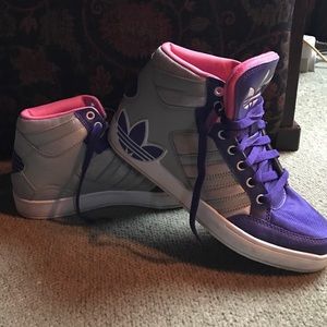 ADIDAS Ortholite size 5 1/2 High Tops