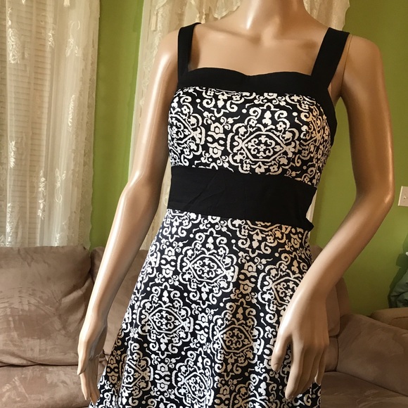 Adorable speechless black white dress 11 - Picture 2 of 7