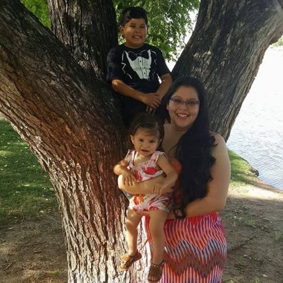 Meet your Posher, Laura - Picture 1 of 1