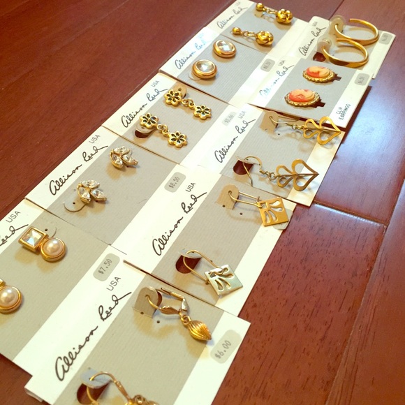 $10 or 3/$20 NEW Ten Pairs of Gold Earrings!