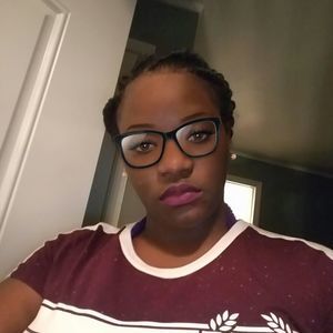 Meet your Posher, Sade