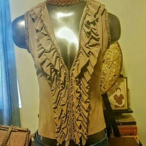 "It's about to get RUFF-led!" top