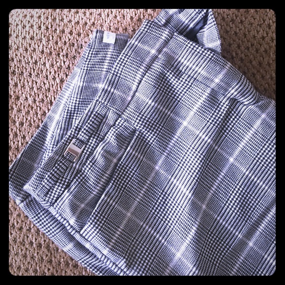 Women's size 8, NY&C stretch dress pants.