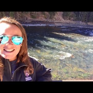 Meet your Posher, Stephanie