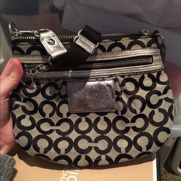 Coach poppy crossbody