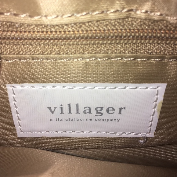 Purse - Picture 2 of 4