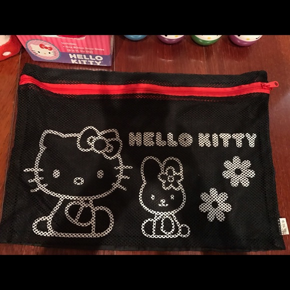 Hello Kitty bundle - Picture 4 of 4