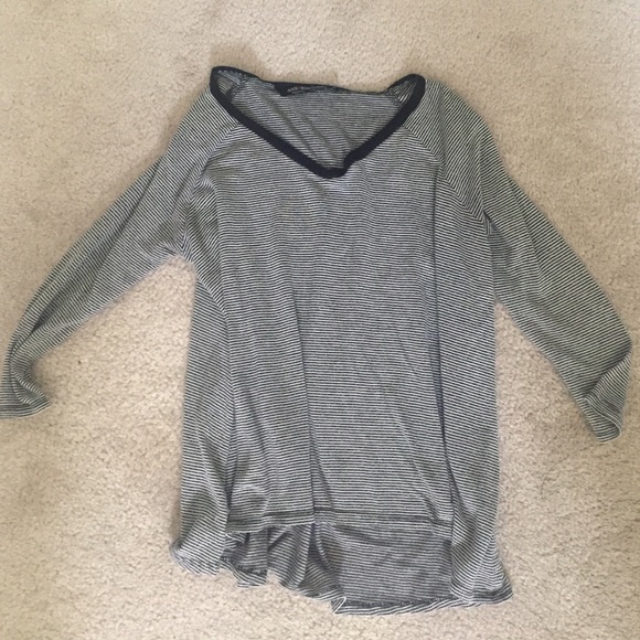 3/4 sleeve striped shirt