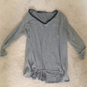 3/4 sleeve striped shirt