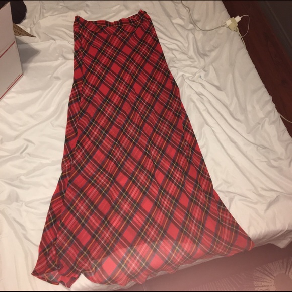 Plaid maxi skirt