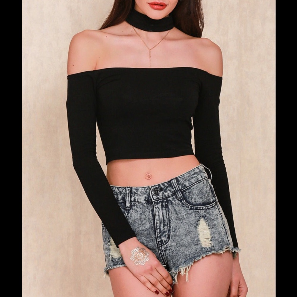 Brand New Cold Shoulder Choker crop top - Picture 1 of 4