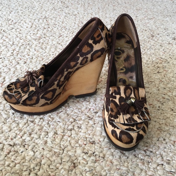 Leopard platform loafers
