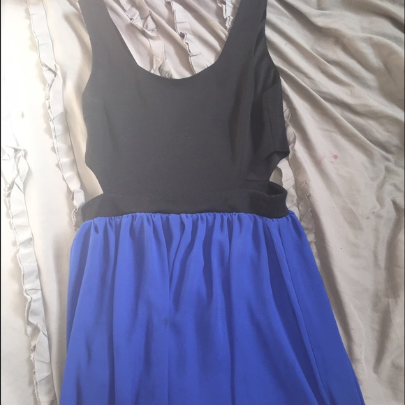 Beautiful , zipper back dress