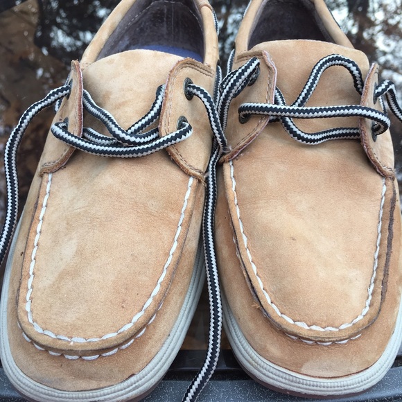 Boys Sperry shoes - Picture 1 of 4