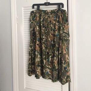 Jones New York Earth silky, soft earth tones skirt