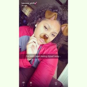 Meet your Posher, Alexis