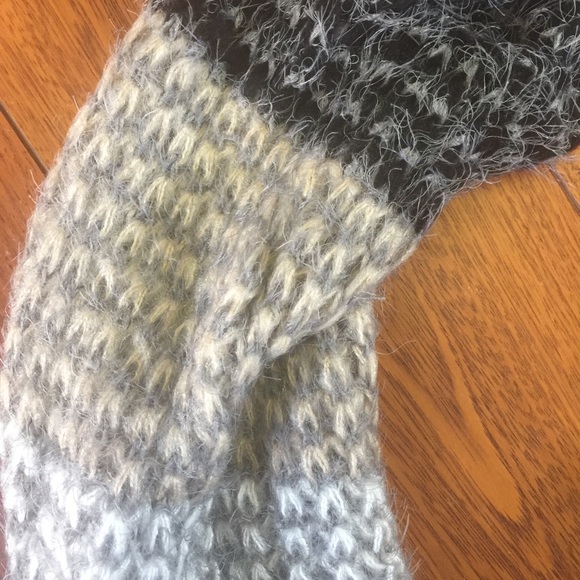 Infinity Scarf. - Picture 3 of 3
