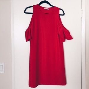 Zara Off shoulder trapeze dress
